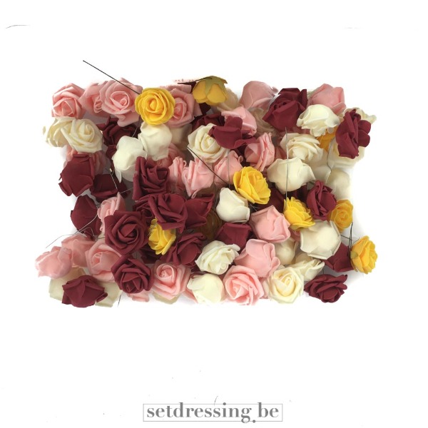 Doos met 100 kunstroos bloemen 4cm roze, rood, wit, geel