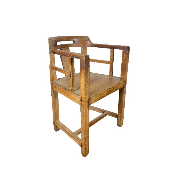 Zware massief houten stoel