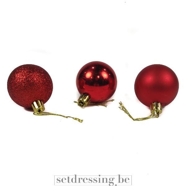 Verzameling onbreekbare kerstballen rood