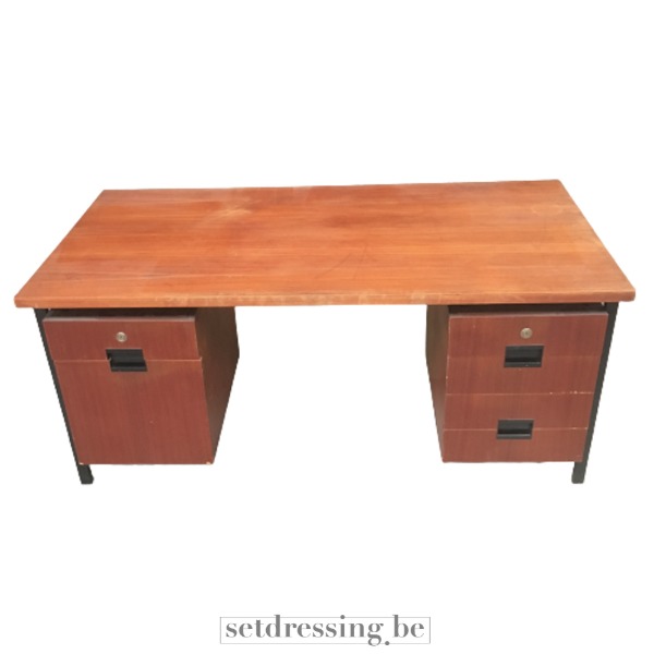 Vintage houten bureau 157cm bruin