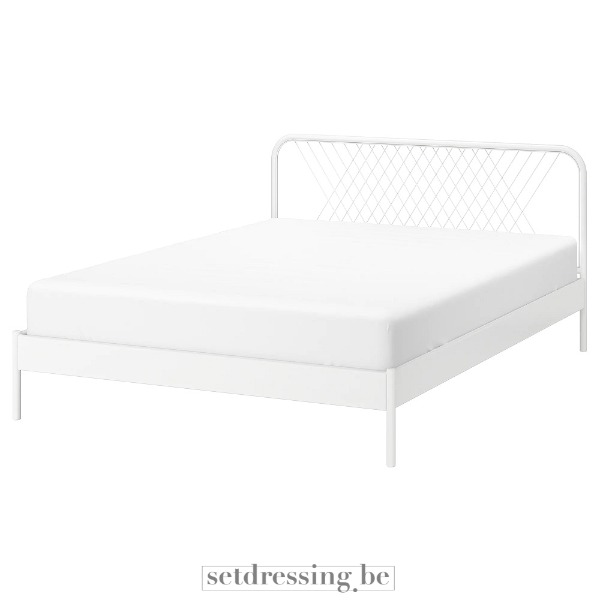 Metalen bed 140cm x 200cm wit